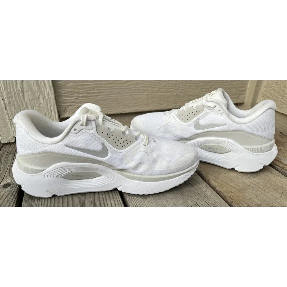 Nike Structure Plus Women’s 8.5 Running Shoes HQ3049-100 - White/Photon Dust